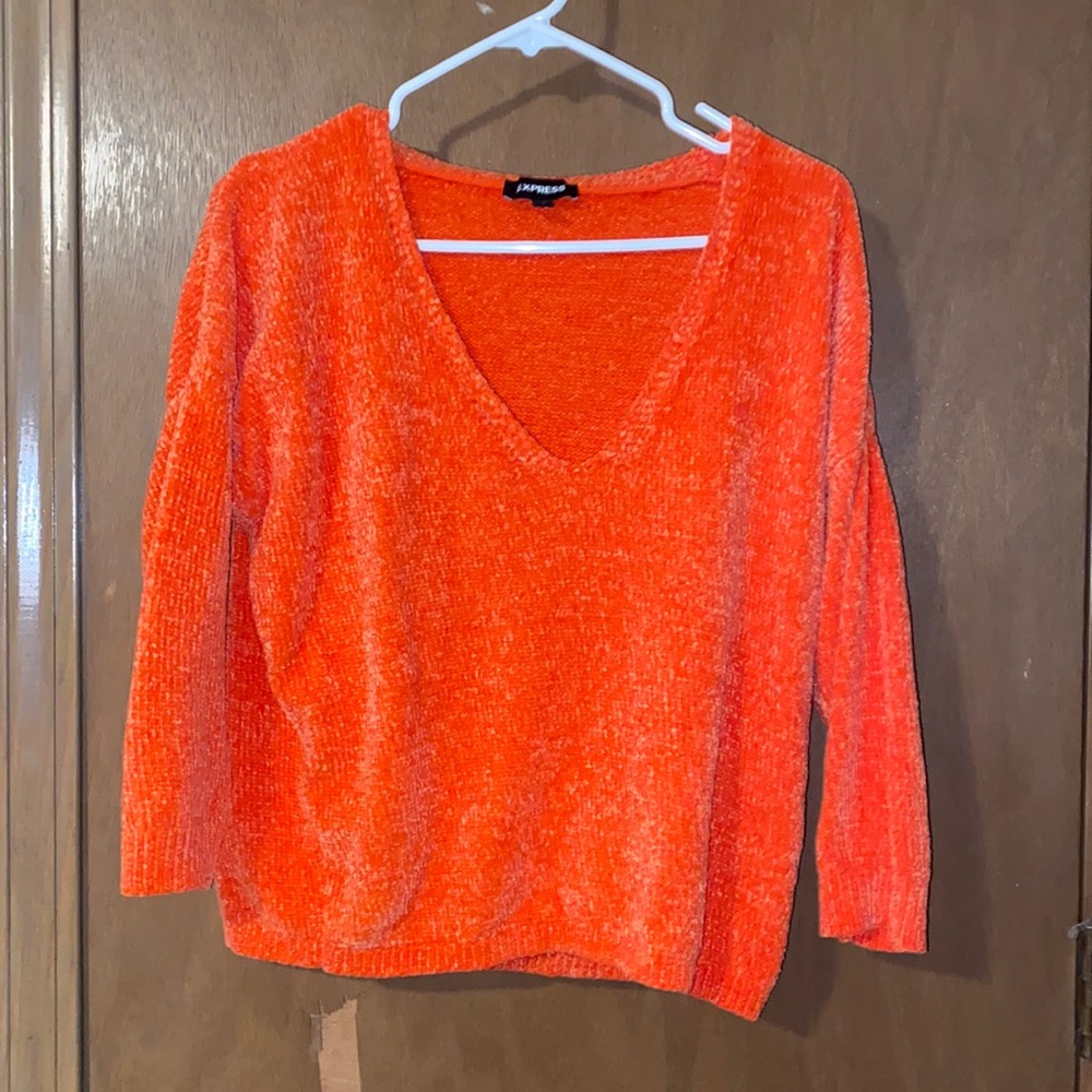 Vibrant orange v neck sweater